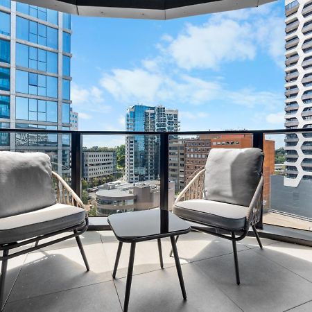 The Oasis - Brand New 2Bedroom Apt With Parking, Heated Pool And Gym Melbourne Exteriör bild